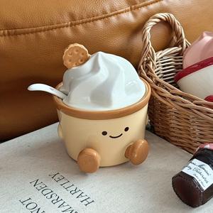 TEMU 귀여운 케이크 모양의 단품 향신료병, 고품질 세라믹 조미료 및 향신료 도구, 소금 및 후추 용기, 테이블 장식, 다양한 가정 식사 시나리오에 적합, 단품 235ml/7.95oz.