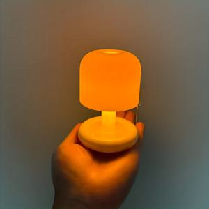 TEMU 선셋 그라데이션 빛이 나는 미니 침대 옆 무드등, 작은 테이블 램프.|식탁조명