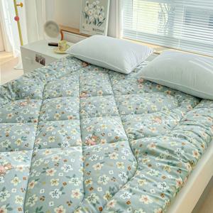 TEMU [국내 당일배송]사계절 두툼한 토퍼 매트리스,귀여운 팬더 디자인, 부드럽고 따뜻한 침대 패드 / 바닥 이불 겸용