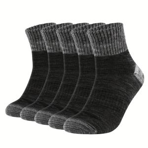 TEMU 테리 원단으로 제작된 남성용 기모 양말 5켤레 세트입니다. 통기성과 부드러움을 위해 디자인되었으며, 겨울철을 위한 풀 쿠션 기능이 특징입니다. 이 미드 크루 양말은 두껍고 따뜻하여 추운 날씨와 야외 활동에 이상적이며, 포근한 타월처럼 느껴지는 밑창이 있습니다.