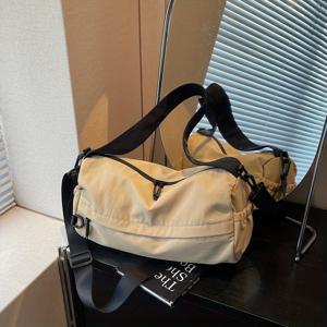 TEMU 대용량 캐주얼 크로스바디 백 - 베이지 & 브라운 토트 파우치, 조절 가능한 스트랩, 지퍼 클로저, 베이지/화이트/핑크-오렌지 악센트 - 내구성 있는 패브릭 핸드백, 여행용 (심플하고 다용도 일상 사용)|미니크로스백|여행용크로스백