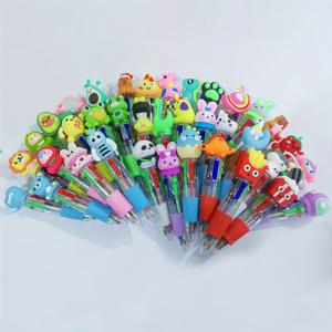 TEMU 26개입 4-in-1 펀 펜, 4색 잉크 볼펜, 파티 선물, 교실 상품, 생일 선물에 완벽한 펜 세트, PVC 소재, 스틱 스타일 펜 디자인, 다양한 귀여운 디자인, 학교 및 사무용품, 할로윈, 크리스마스, 추수감사절에 적합