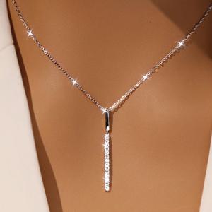 TEMU S925 스테인리스 실버 사각 롱 펜던트와 합성 지르코니아(Cubic Zirconia) 펜던트가 특징인 여성 패션 목걸이입니다. 이 심플하고 우아한 가슴뼈 체인은 , 휴가, 발렌타인데이, 생일에 완벽합니다.|은목걸이