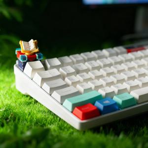 TEMU 매혹적인 마법 책 회전 투명 기계식 키보드 키캡, 오렌지 옐로우 페이지 및 레드 블루 픽셀 베이스