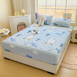 TEMU 원피스 세트, 블렌드 패딩 퀼팅 스케이트보드 곰 프린트 매트리스 커버 겸용 시트, 베개솜 및 베갯잇 미포함