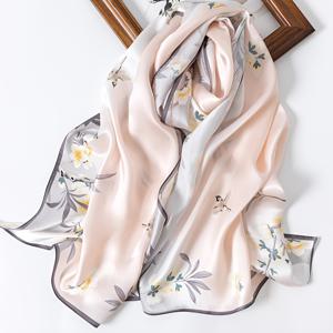 TEMU 여성용 100% 뽕나무 실크 스카프 - 경량 빈티지 중국식 꽃과 새 프린트 쇼울, 밝은 핑크색 67.7x20.87인치, 우아한 통기성 패션 액세서리, 매일 착용 및 파티용, 어머니의 날 선물, 레트로 미학, 실크 공예|스카프