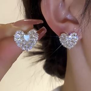 TEMU 세련되고 심플한 복숭아 하트 모양 귀걸이 세트. 인조 유리 인레이로 여성 캐주얼 외출에 완벽합니다.|귀걸이