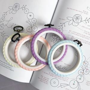 꽈배기 원형 고무수틀/4색상/7cm,11cm,15cm,19cm/수틀/십자수