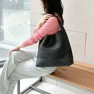 위빙 숄더백(대) (WFJ65SQ)