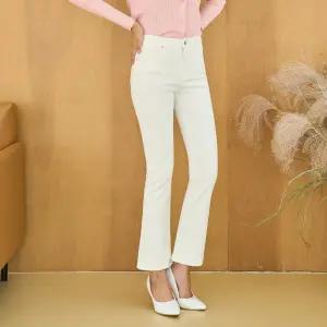 [진마니아] 화이트 허리스판 본딩기모 부츠컷 데님