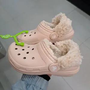 [편집샵 에스마켓]크록스 classic fleece lined clog k 212856-6UR