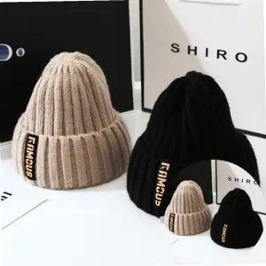 레터링 여성 니트 털모자 방한 귀달이 비니 겨울모자