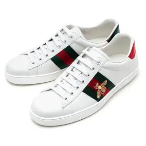 구찌 에이스 꿀벌 자수 스니커즈 429446 02JP0 9064