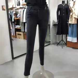 베네통/애플아울렛/패턴 스키니 데님 팬츠 BADPA4561