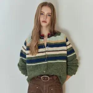 [MAXZA] 멀티 하프 스트라이프 라운드넥 가디건