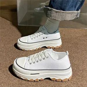 인기상품 쿠션감 플랫폼 스니커즈 2색 통굽 여자 키높이 운동화 [WFLDJBV_251230