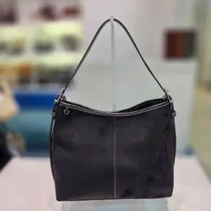 [갤러리아] 발리스윗 스웨이드스티치호보백SP9WAB8964F