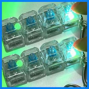 키보드 장난감 키체인 기계식 키보드 클릭커 장난감 LED 조명 키체인 스트레스 해소 성인용 불안 완화