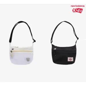 [롯데백화점]뉴발란스 라벨 경량 크로스백 (NK8AGS310U)