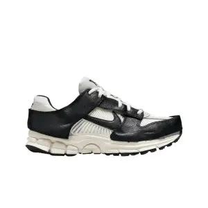 (W) Nike Zoom Vomero 5 Wolf Grey and Black 나이키 줌 보메로 울프 그레이 앤 블랙