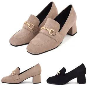 KK-1524/국내 스웨이드 말굽 체인장식 털안감 여성구두 겨울펌프스