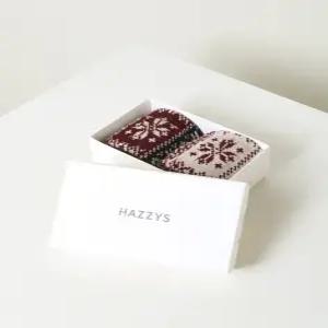 헤지스 여성 25FW 페어아일 2종 세트 양말 아이보리 HSSS5D806IV