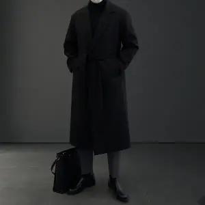 [노멀쉐이크]커스텀 미니멀 오버핏 롱코트 (2color) 로브 싱글 맥 정장 봄 가을 겨울 모직 코트