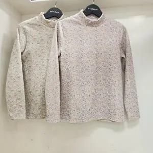 [셀러허브 1]뱅뱅 HC15 뱅뱅 겨울 여성 플라워 부드러운 기모 하프넥 긴팔 티셔츠 뱅뱅,반폴라 NTL657