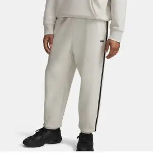 [언더아머](대전신세계)6005696-110 아이보리 남성 UA 아이콘 헤비웨이트 립 조거 팬츠 트레이닝복 기모...