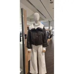 [로프나인](센텀시티점)다운 레자 캐쥬얼 쟈켓 M25401076