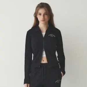 [후아유](대전신세계)Ribbed Collar Zip-up WHMZE4T61F