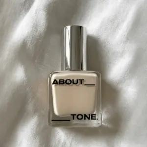 어바웃톤 스킨 레이어 핏 파운데이션 쿨베이지 21.5호