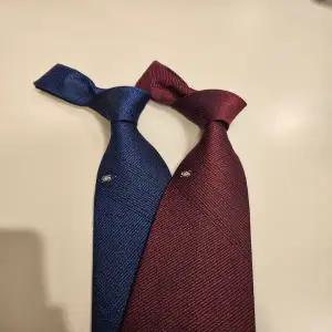 닥스넥타이DMG1ACF1009-M1 2종택1솔리드 큐빅 포인트 혼주넥타이(양말증정)