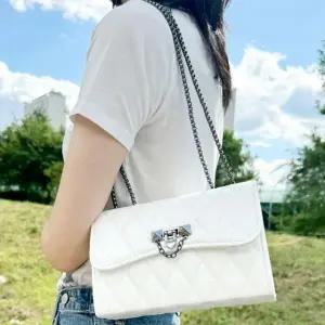 여성 숄더백 핸드백 체인끈 정장 하객룩 가방 화이트 (WFK9AFL)