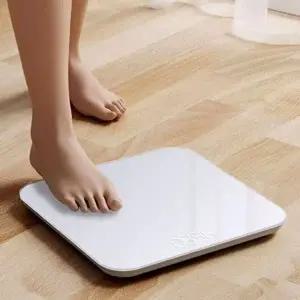 LED 디지털 체중계 퓨어 화이트 인테리어 스케일 깔끔한 디자인 체중 측정계 (WFKA8HX)