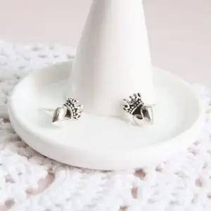 (실버) 헤라 퀸 귀걸이 주얼리 쥬얼리 액세서리 악세서리 귀걸이 이어링 왕관 실버링 925silver