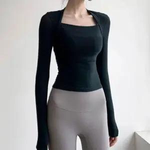 다용도 피트니스 여성 필라폴웨어 스퀘어넥 긴팔티 WFIKU2C