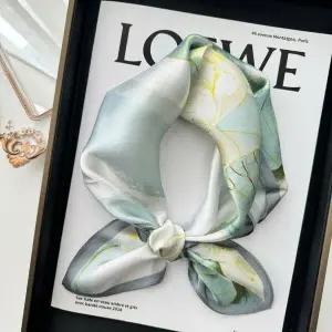 [하프클럽/옷자락]여자 데일리 실크 4종 디자인 패턴 패션 쁘띠 스카프