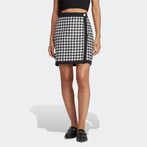 스커트 YQJ IB7716 하운드투스 트레포일 모멘트 오리지널스 스커트