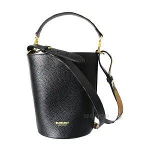 [버버리] 8084035 여성 스몰 레더 버킷 백 블랙
