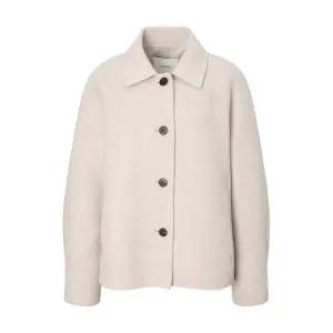 [롯데백화점]헤지스레이디스 캐시미어 블렌디드 발마칸 핸드메이드 숏코트 HSCO5D903