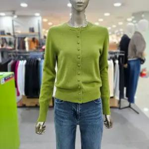 시슬리/애플아울렛/캐시미어 혼방 버튼업 니트 가디건 SAKCC2561