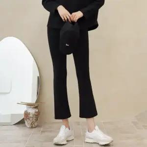 여성 겨울 융털 기모 세미 부츠컷 밴딩팬츠 밍크퍼 나팔바지