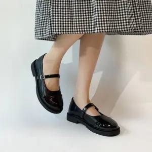 에나멜 배색 둥근코 메리제인 플랫 로퍼 편안한 여성용 신발 (WFJ5TPU)