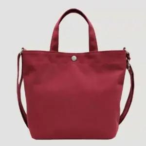 와인 컬러 미니 크로스백 데일리 백패치 스타일 숄더백 (WFJ6D5Z)