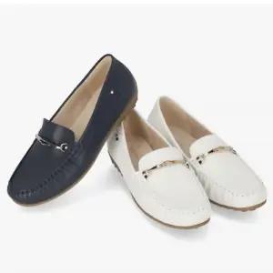 엘칸토 M백화점 발등장식 양가죽여성로퍼 발등장식 양가죽 몰드창 여성로