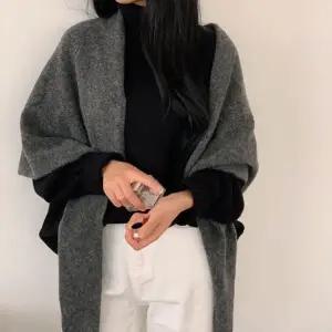 울머플러 숄머플러 울 삼각 니트 목도리 어깨숄 여성 겨울 머플 숄