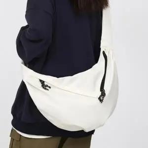 대학생가방 캐쥬얼 백팩 가방 여자캔버스가방 신상