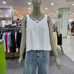 시슬리/애플아울렛/린넨 스위트 하트 슬리브리스 블라우스 SAWSC9531