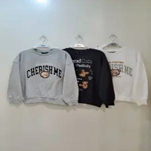 [더데이걸] 레터베어박시맨투맨TGMA24D03